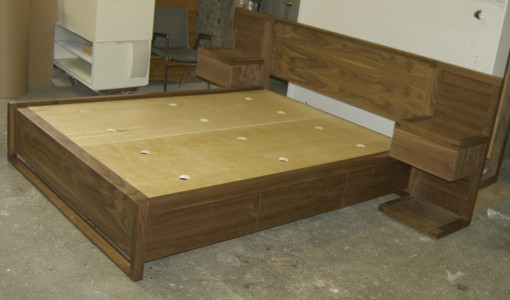 Calistoga 4.0 Dresser Bed With Nightstands 
Queen $5200